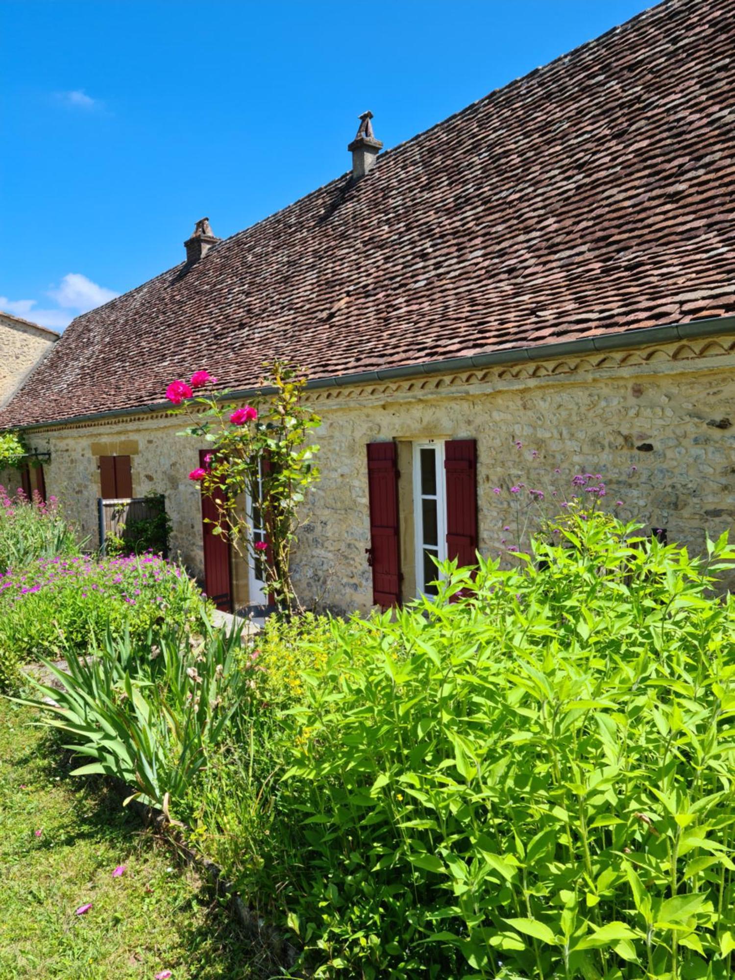 La Ferme De L'Embellie Gites Et Chambres D'Hotes Le Buisson-de-Cadouin Eksteriør billede