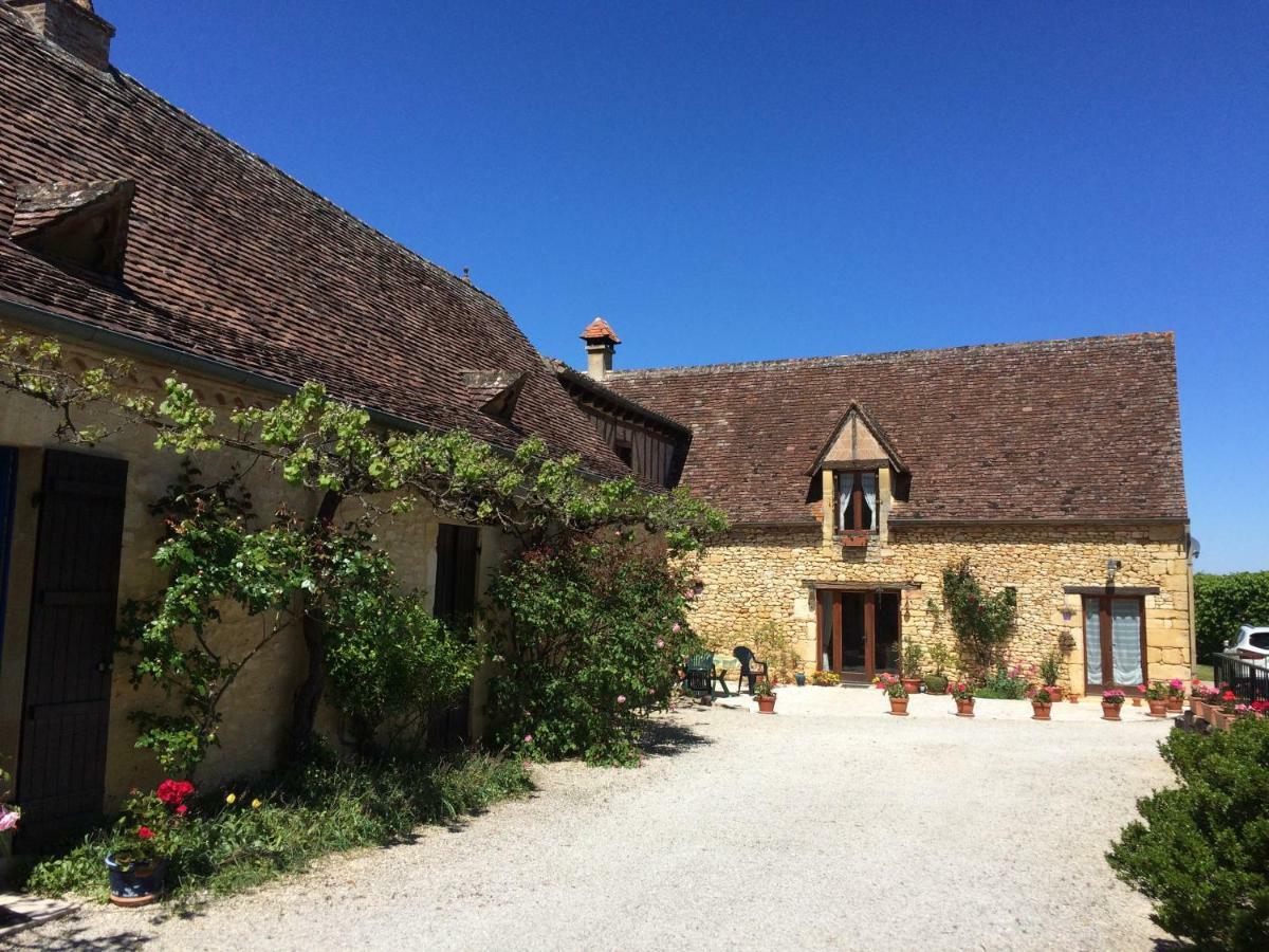 La Ferme De L'Embellie Gites Et Chambres D'Hotes Le Buisson-de-Cadouin Eksteriør billede